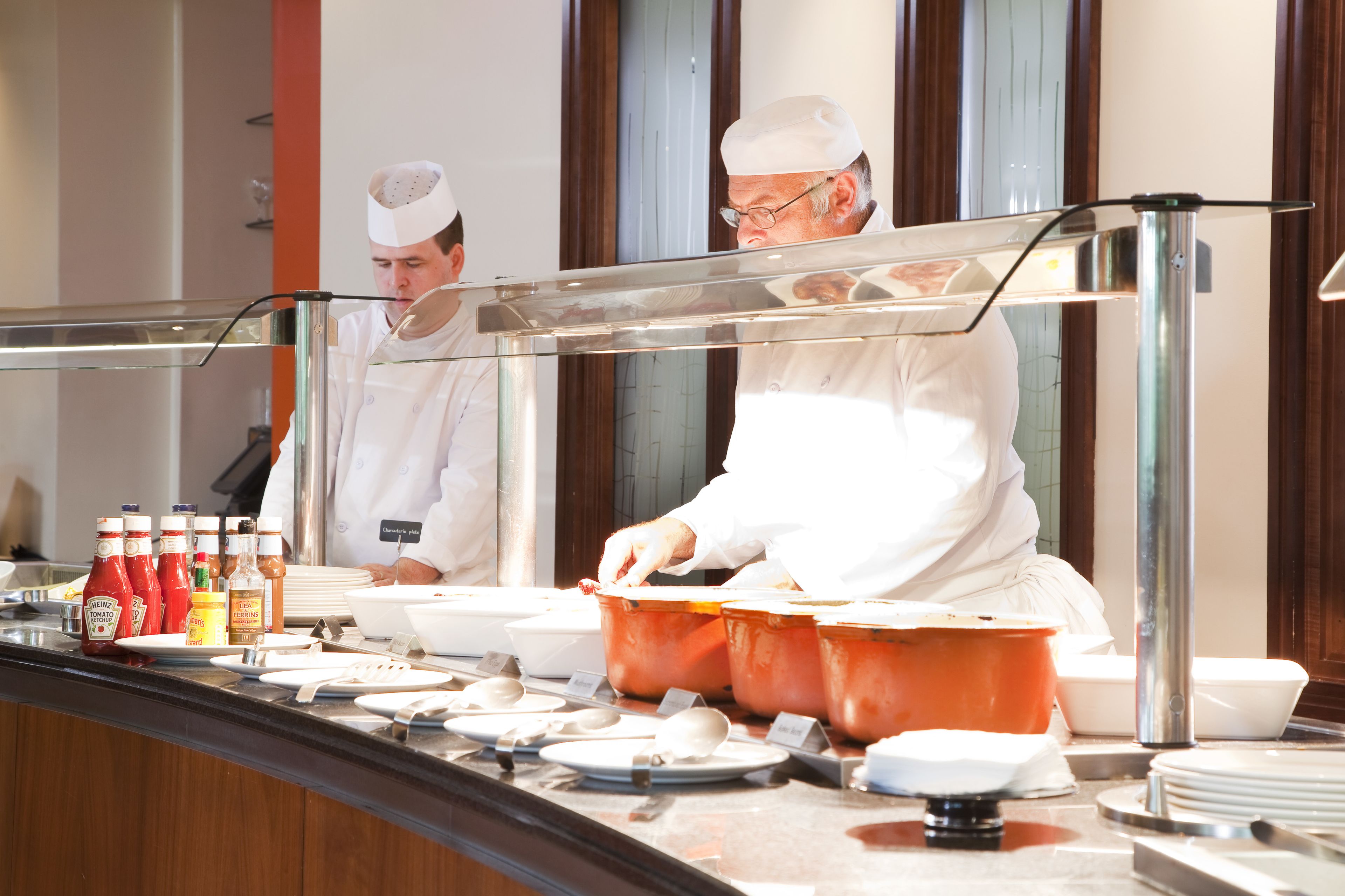 Petit déjeuner buffet