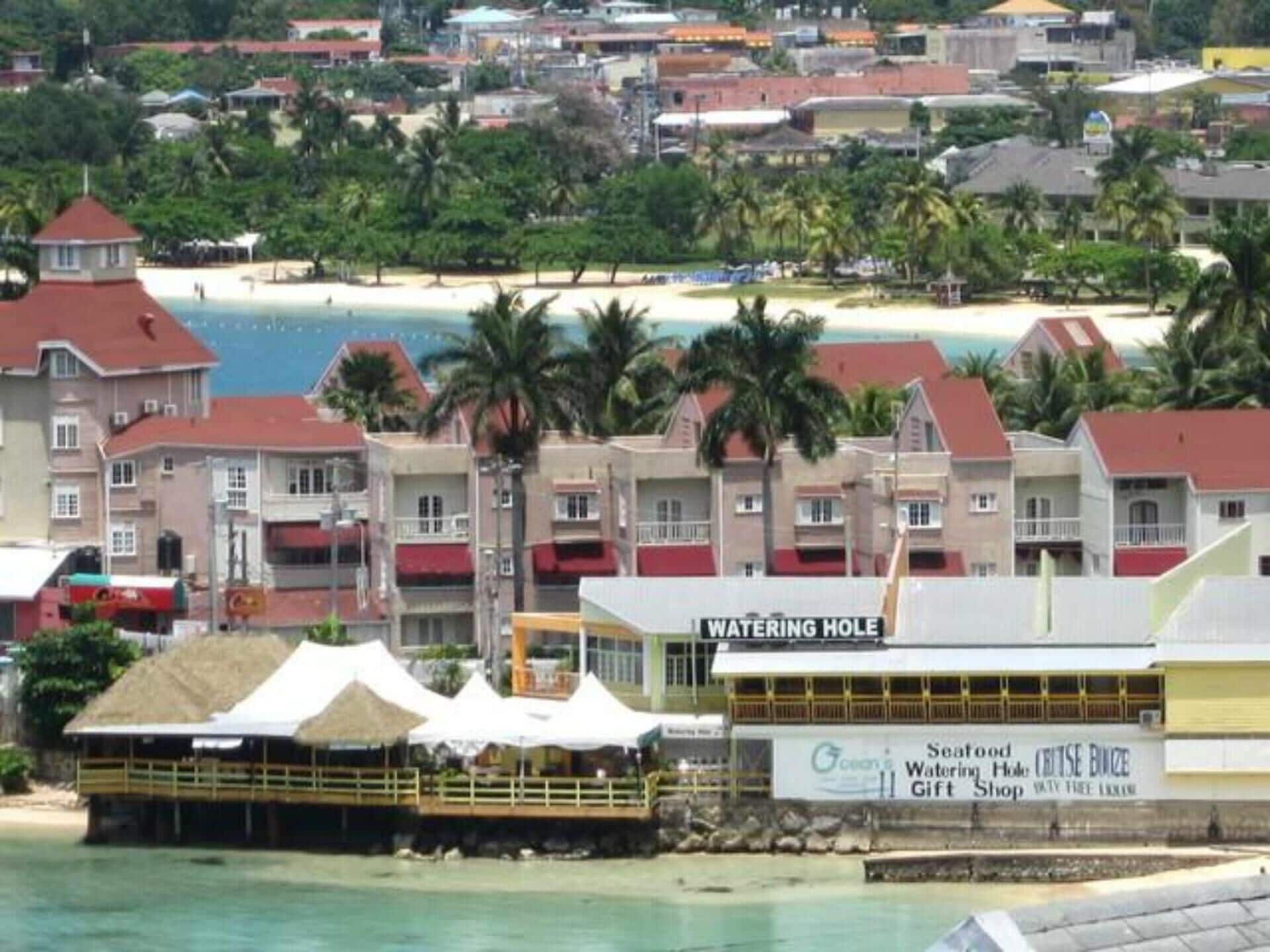 A coastal hotel with a water view, a gift shop, and a seafood restaurant.