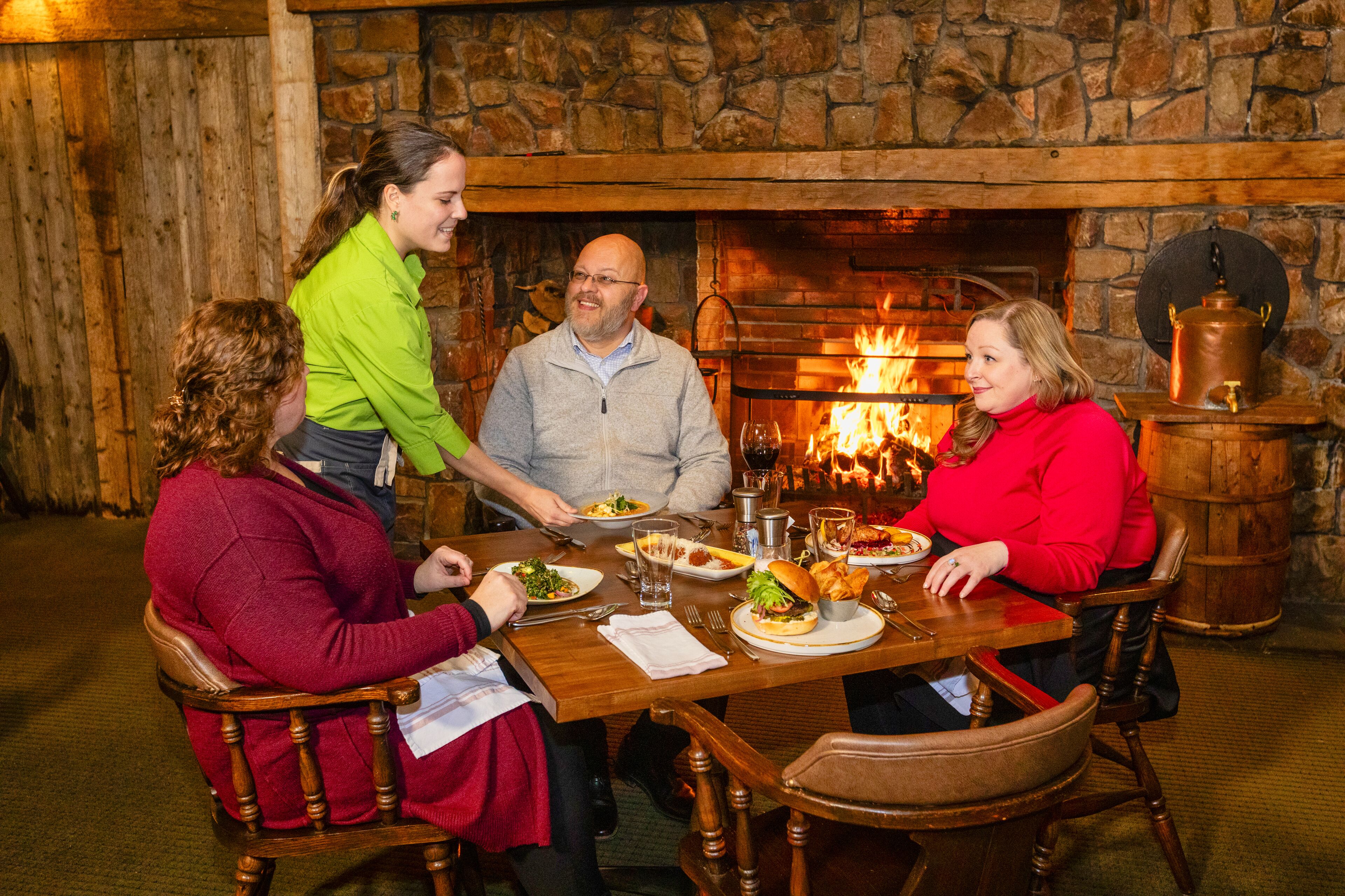 breakfast, lunch, dinner served; sea views