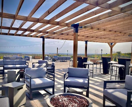 Sun deck. Old Orchard Inn