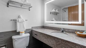 Standard Room, 1 King Bed, Non Smoking, Refrigerator & Microwave (with Sofabed) | Bathroom | Combined shower/bathtub, hydromassage showerhead, hair dryer, towels