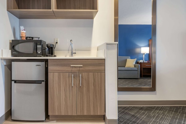 Suite, 1 King Bed with Sofa bed, Non Smoking (Efficiency, Upgrade) | Desk, blackout drapes, soundproofing, iron/ironing board