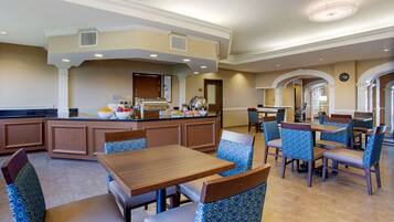 Café da manhã com buffet grátis