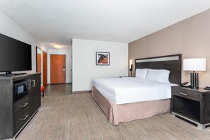 Premium bedding, laptop workspace, iron/ironing board - Hampton Inn Akron-South (Akron)