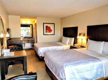 Blackout drapes, iron/ironing board, free WiFi, bed sheets. Red Carpet Inn Airport and Cruise Port Hotel Fort Lauderdale