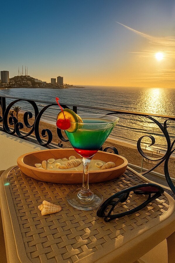 Beach/ocean view - Hotel Hacienda Mazatlán (Mazatlán)