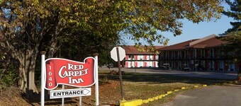 Red Carpet Inn - Louisville