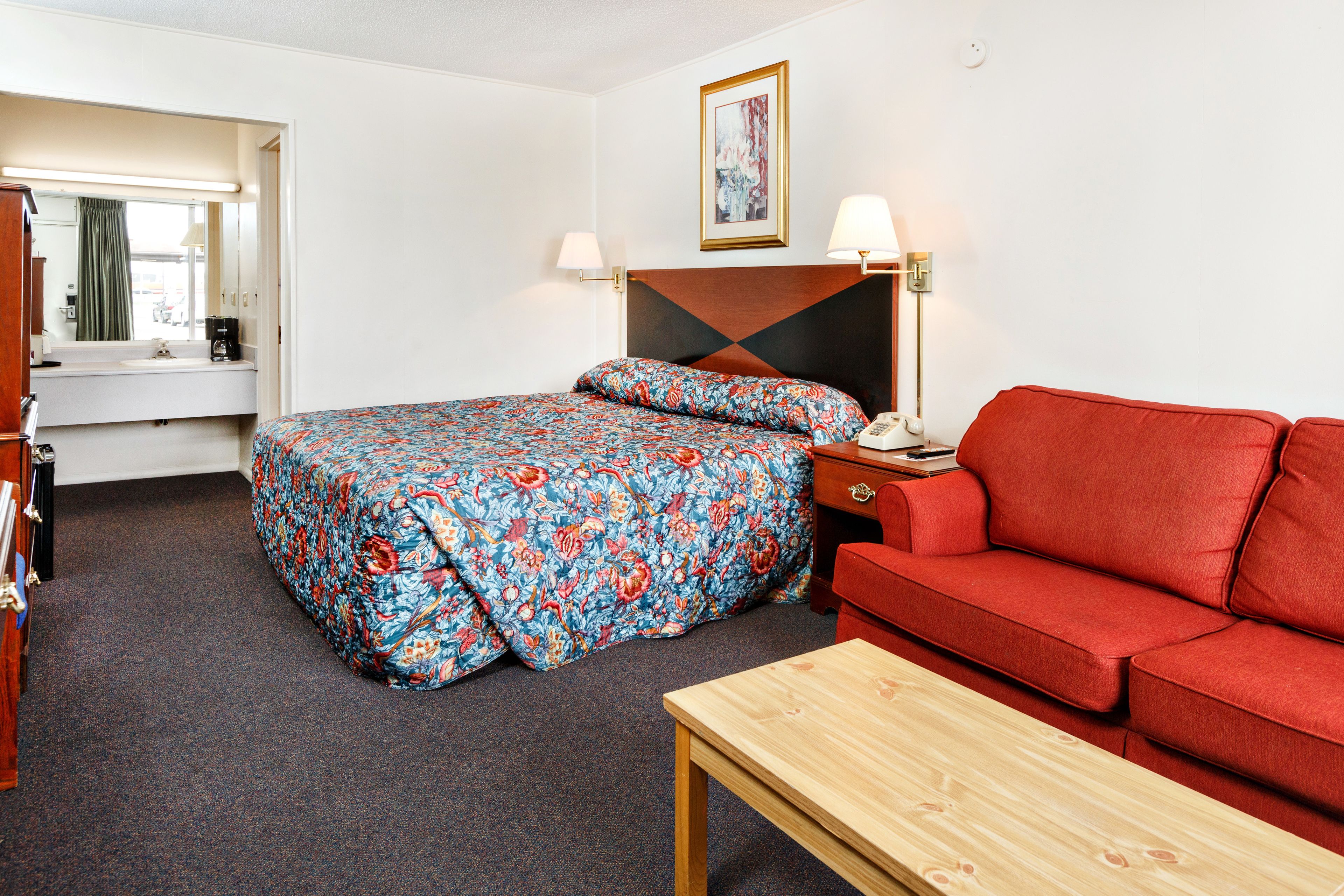 客房, 1 張特大雙人床 | 書桌、免費 Wi-Fi、床單