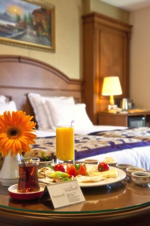 In-room dining - GLK PREMIER Acropol Suites & Spa - Special Class (Istanbul)