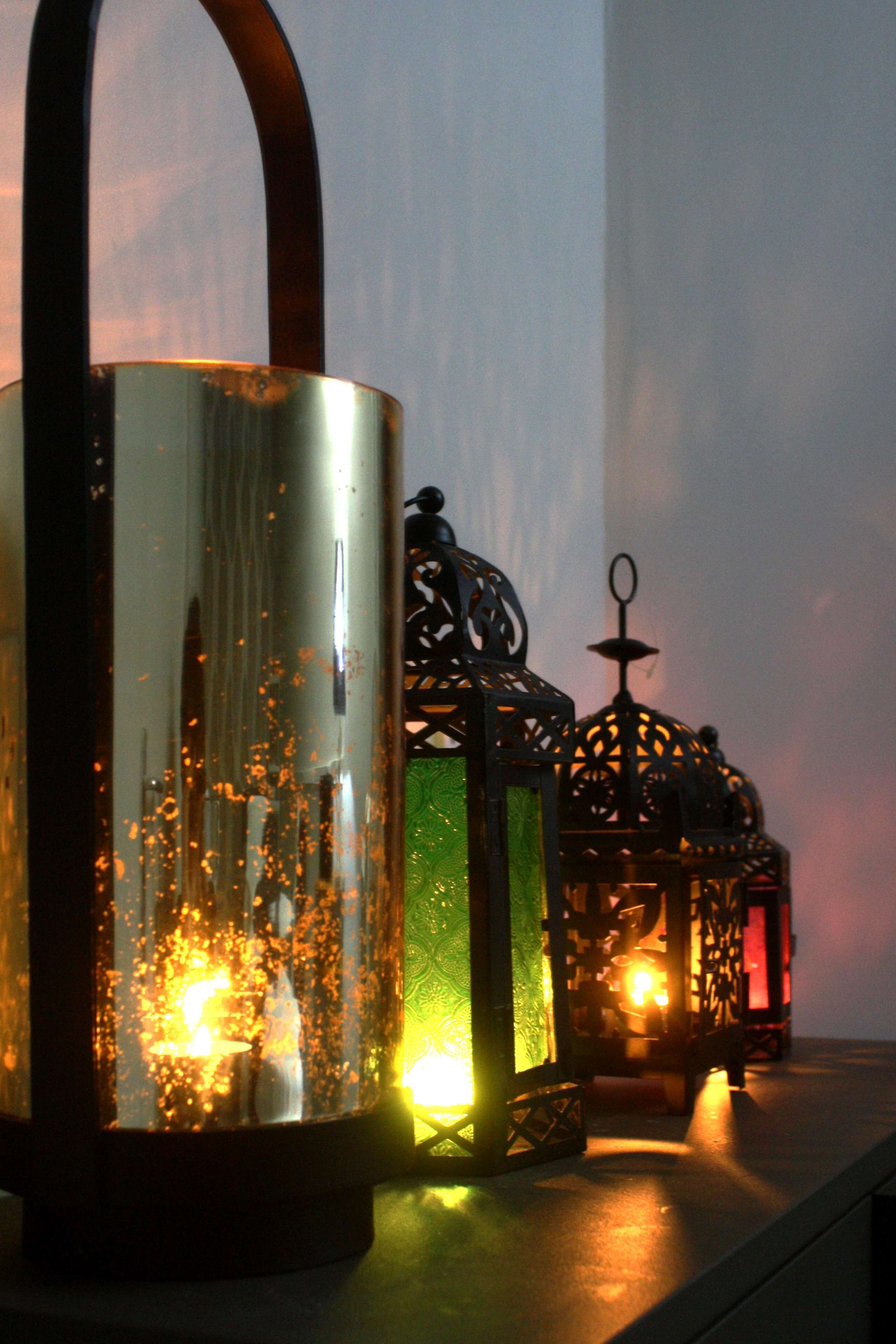 body treatments, aromatherapy, hot stone massages, sports massages