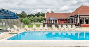 Outdoor pool, open 10:00 AM to 9:00 PM, pool umbrellas, sun loungers