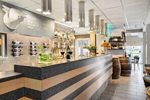 Bar (on property) - Best Western Vrigstad Vardshus (Vrigstad)