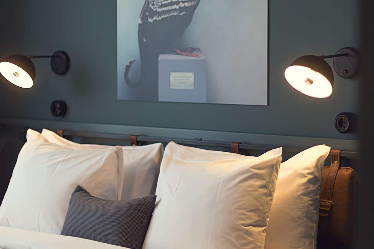 1 bedroom, egyptian cotton sheets, premium bedding, in-room safe