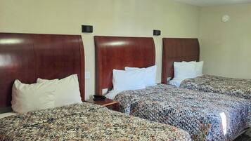 Habitación triple estándar, no fumadores | Wifi gratis y ropa de cama