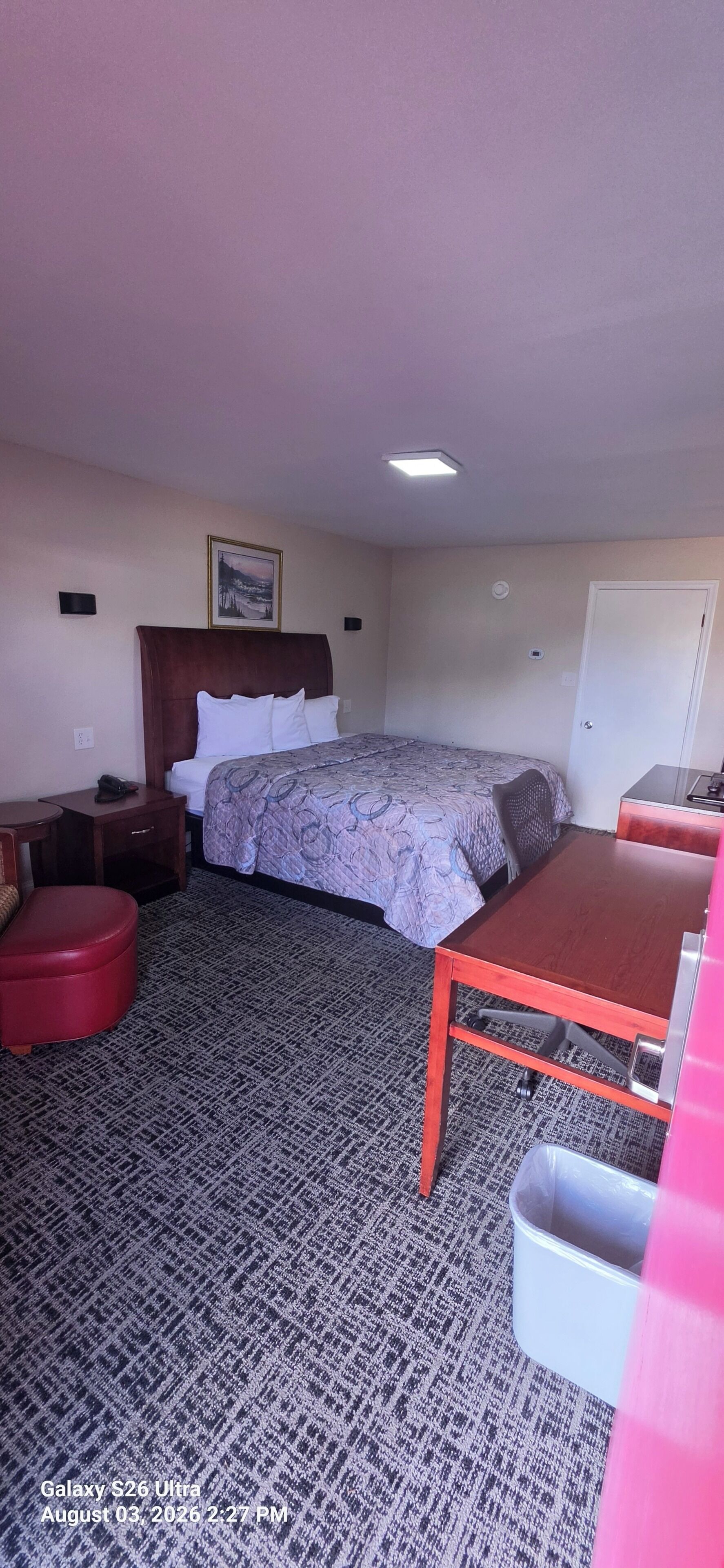 Standard Room, 1 King Bed, Non Smoking
