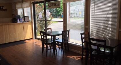 Red Carpet Inn & Suites Cooperstown