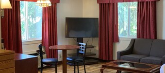 Red Carpet Inn Medford