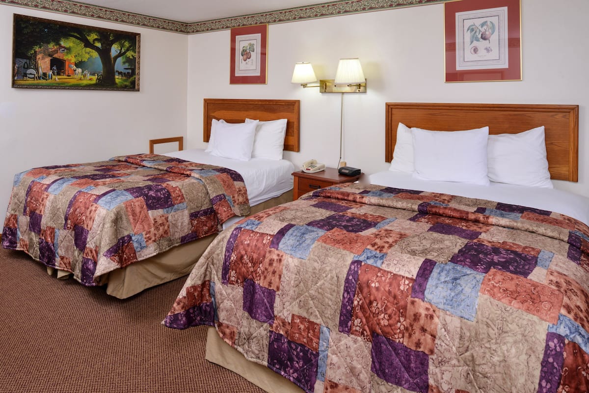 Standard Room, 2 Queen Beds | Iron/ironing board, free WiFi, bed sheets