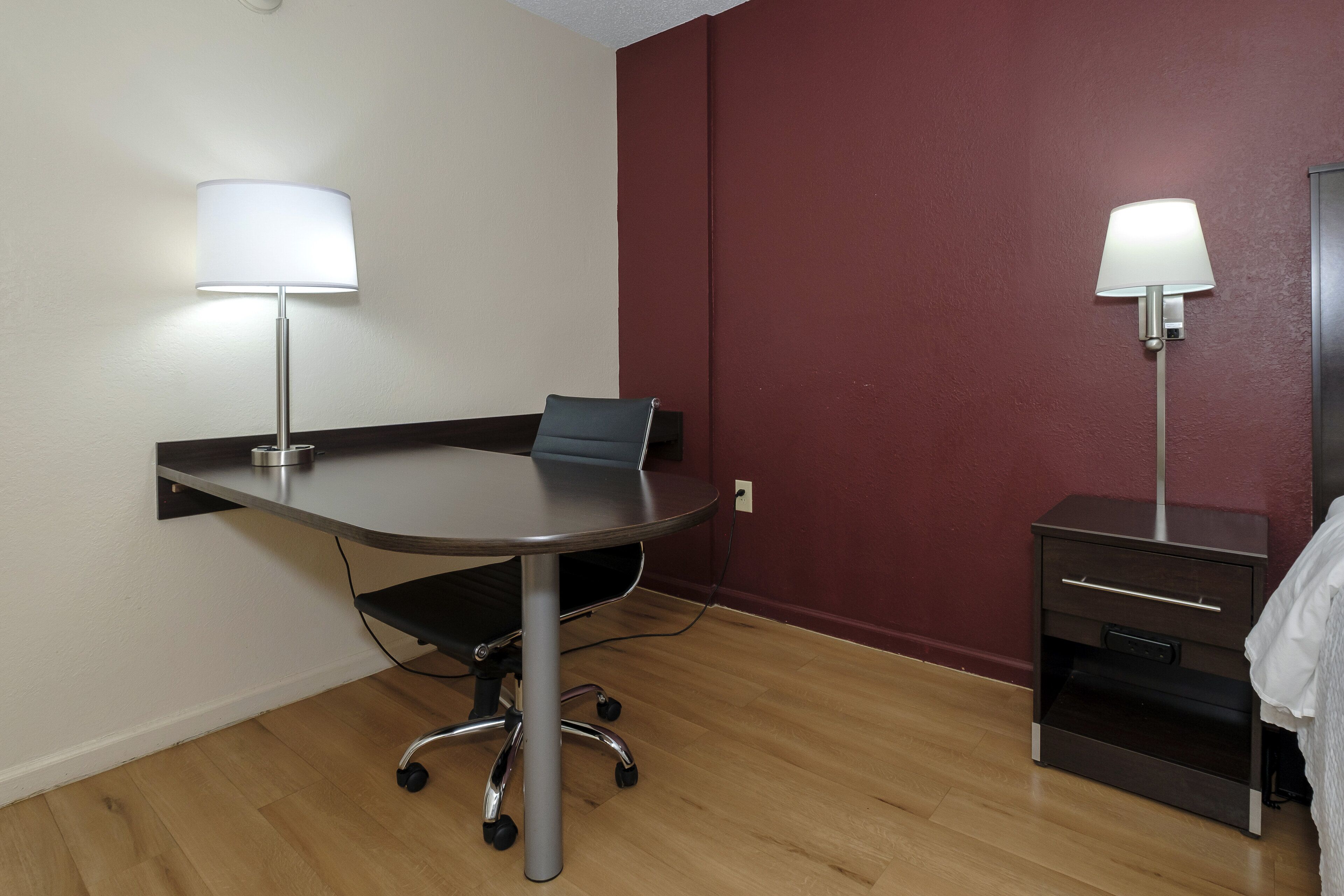 superior room, 1 king bed (smoke free) | desk, free cots/infant beds, free wifi, bed sheets