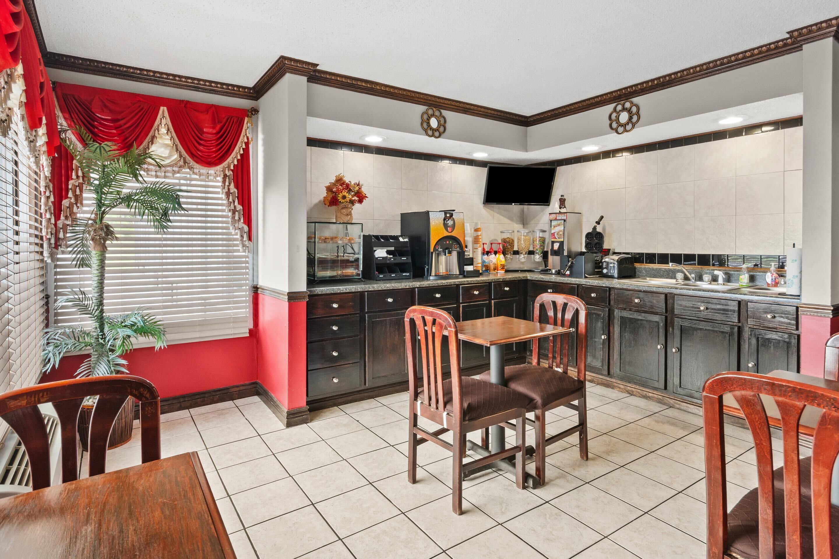 Free continental breakfast