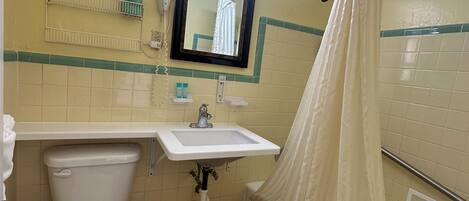 Amenidades de baño gratuitas y toallas
