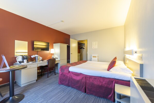 Standard Double or Twin Room | Room amenity