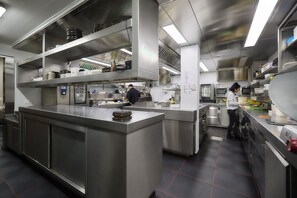 Se sirven desayunos, comidas, cenas y cocina belga 