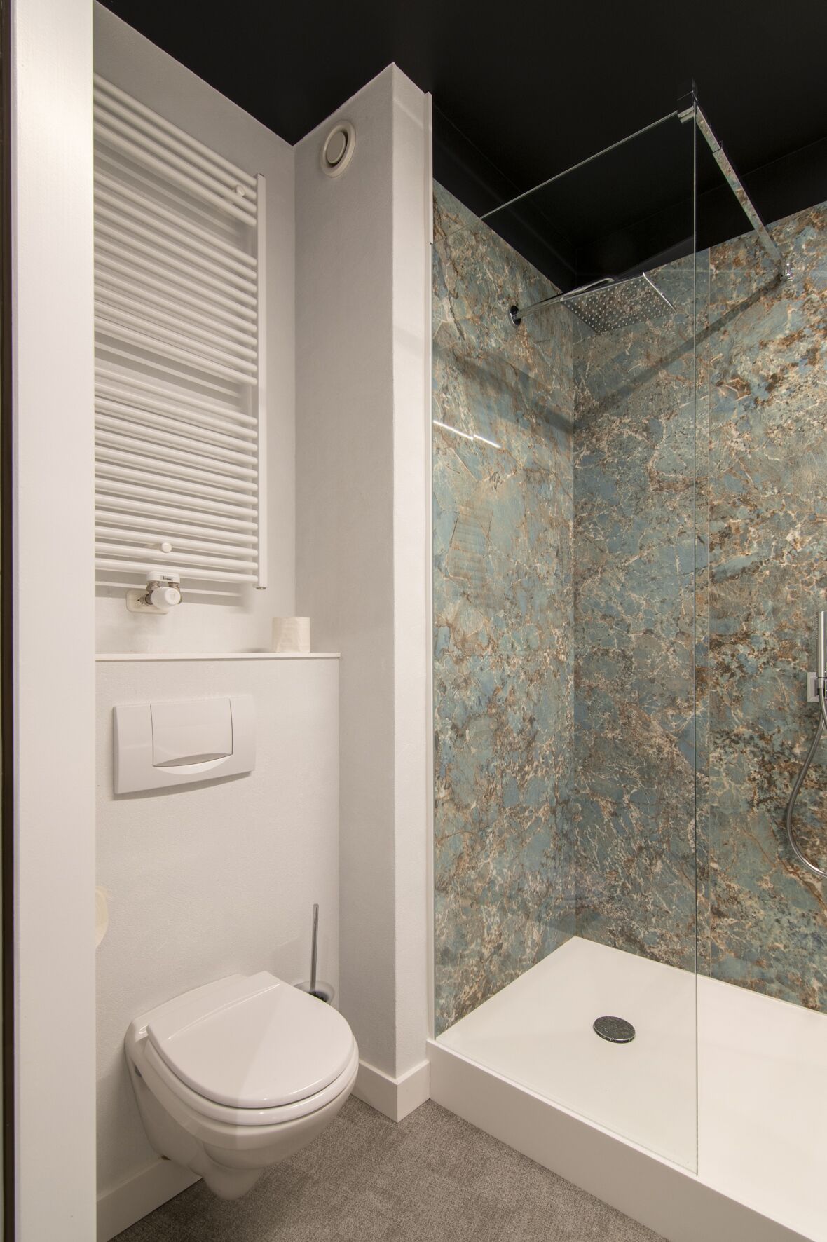 standard room, 1 queen bed | bathroom | hair dryer, towels