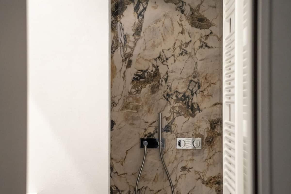 standard quadruple room | bathroom shower