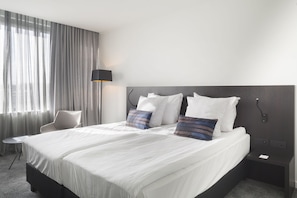 Superior Double Room | Minibar, in-room safe, desk, laptop workspace