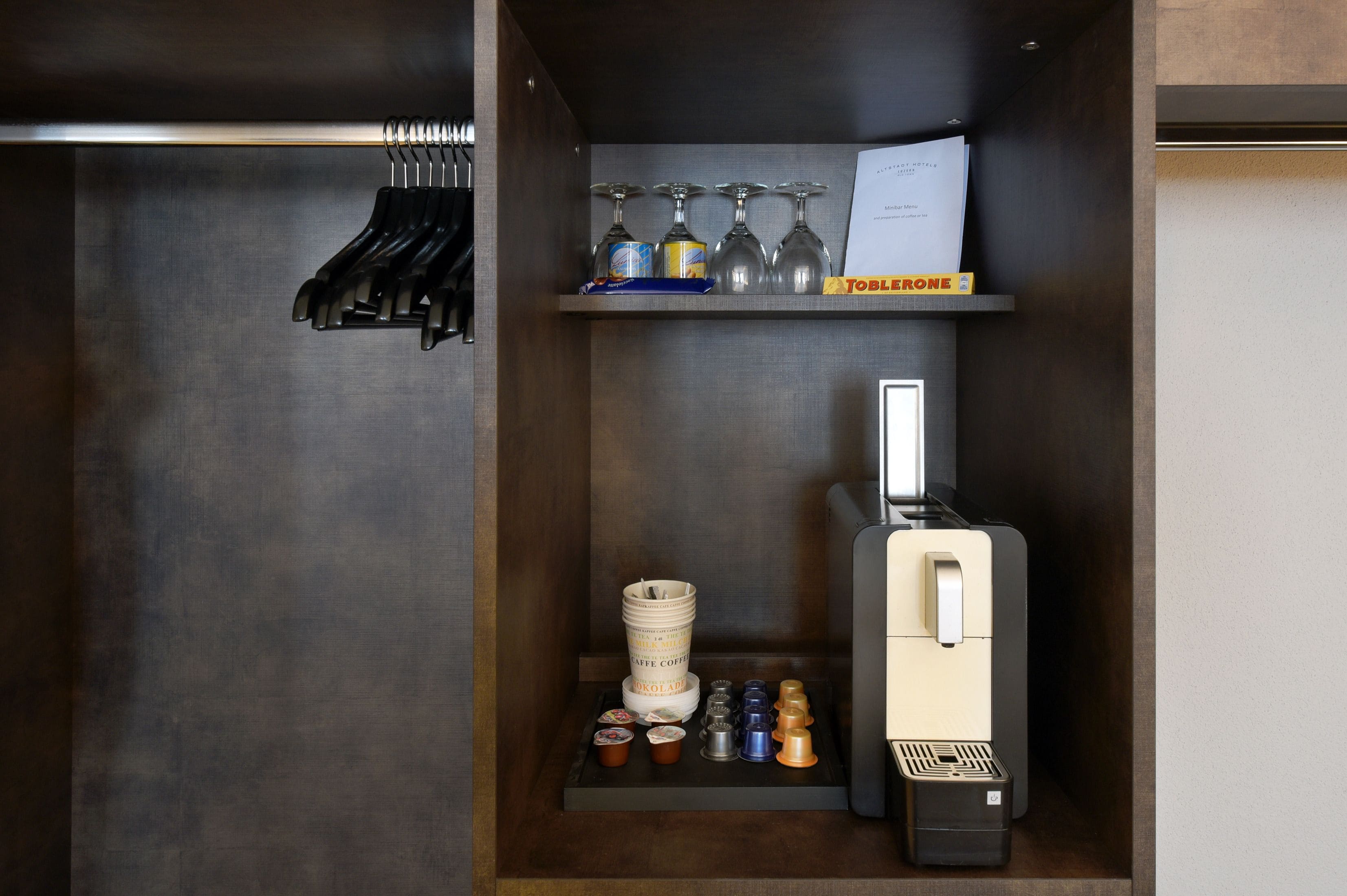 standard twin room | coffee and/or coffee maker