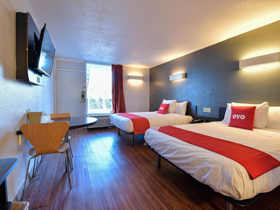 Ferros/tábuas de passar roupa, Wi-Fi de cortesia, roupa de cama