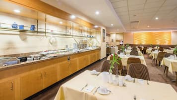 Daily buffet breakfast (EUR 16 per person)