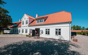 Terrace/patio - Tylstrup Kro og Motel (Tylstrup)