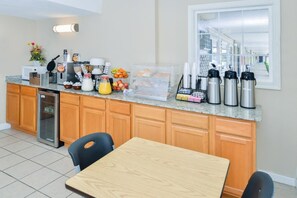 Desayuno continental incluido todos los días 