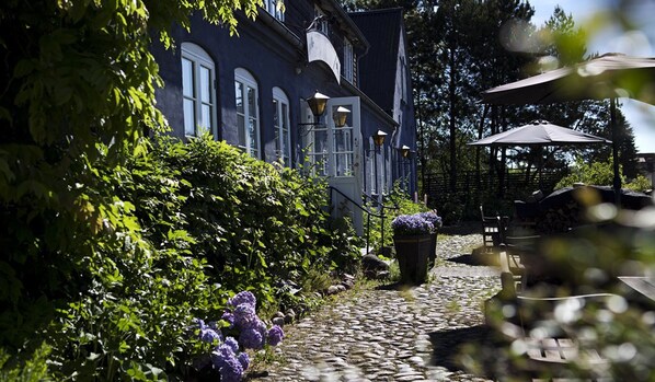 Fachada de la propiedad