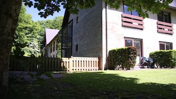 Esterni