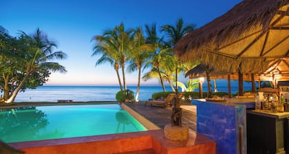 Laluna Boutique Hotel & Villas