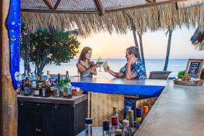 Poolbar