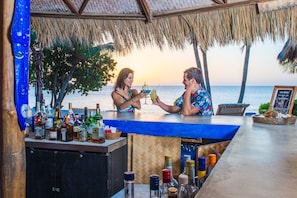 Poolbar