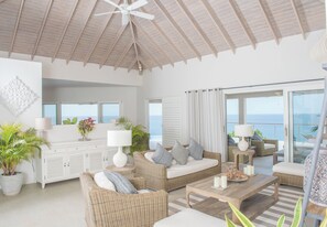Villa 4 Bedroom | Game room