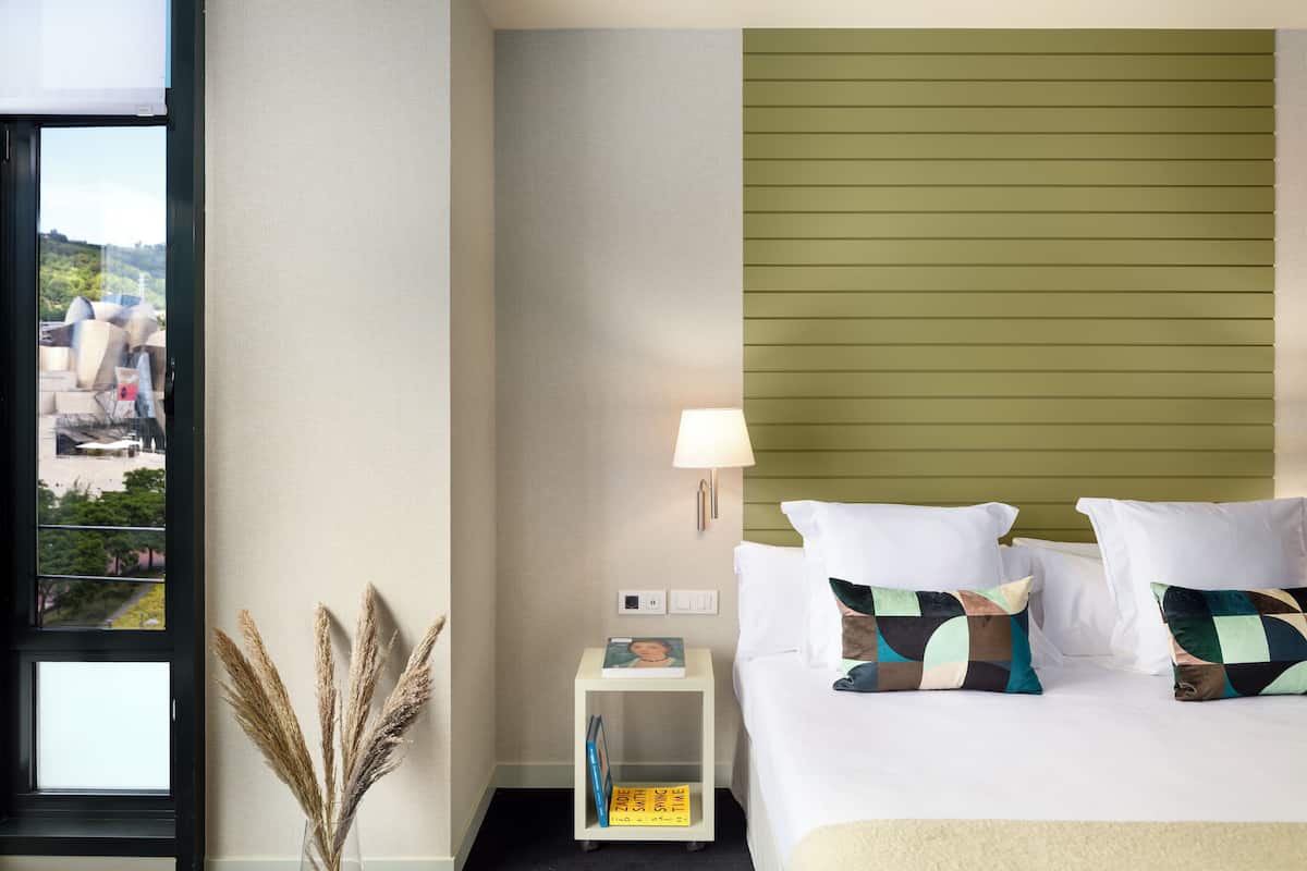 Egyptian cotton sheets, down duvets, memory-foam beds, minibar