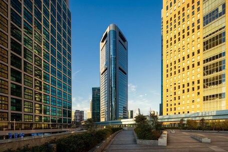 Park Hotel Tokyo - Image 1