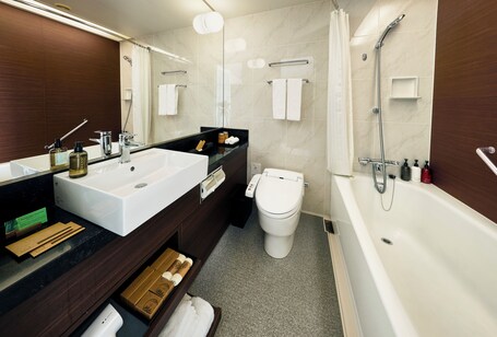 Park Hotel Tokyo - Image 32