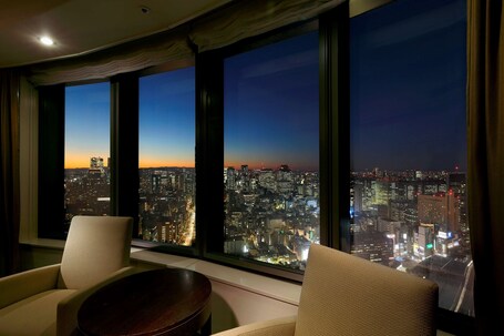 Park Hotel Tokyo - Image 7