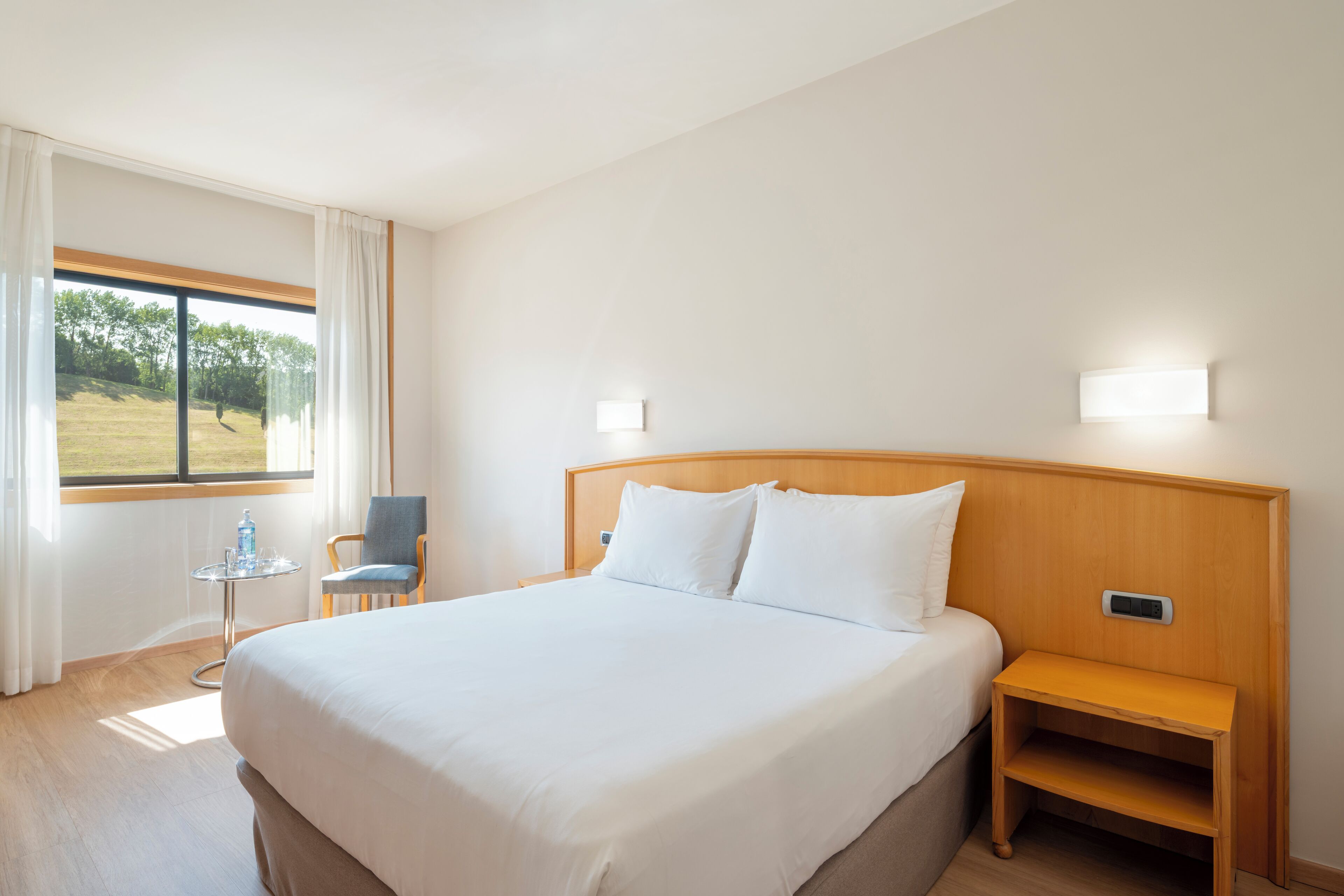 1 bedroom, minibar, desk, blackout curtains