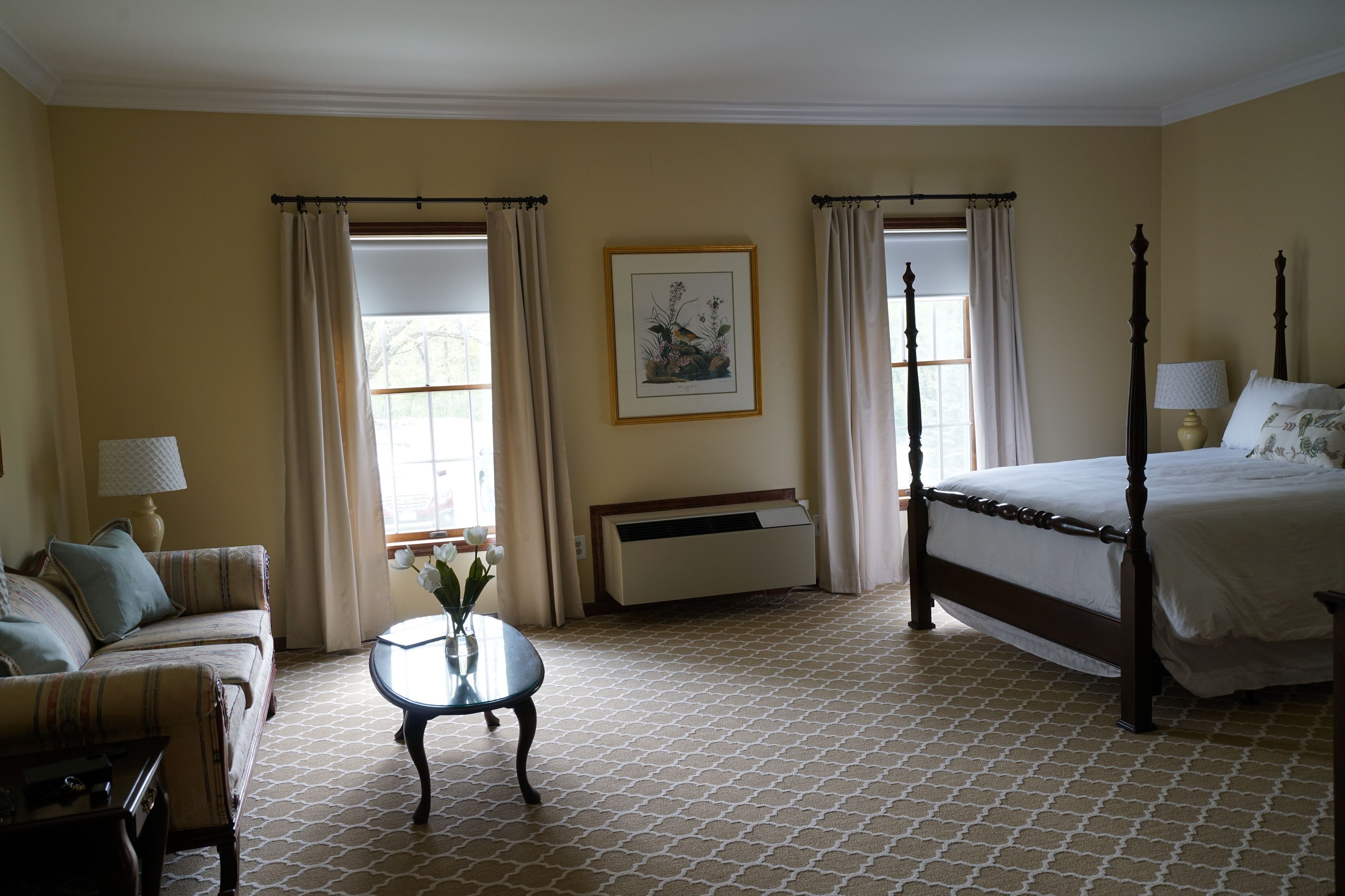deluxe room, 1 queen bed | desk, iron/ironing board, free cots/infant beds, rollaway beds