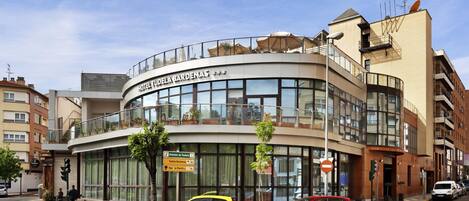 Bagian depan properti