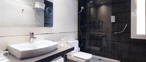 Minibar, desk, iron/ironing board, free WiFi