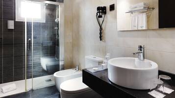 Family Room (2 adults + 2 children) | Minibar, desk, iron/ironing board (on request), free WiFi